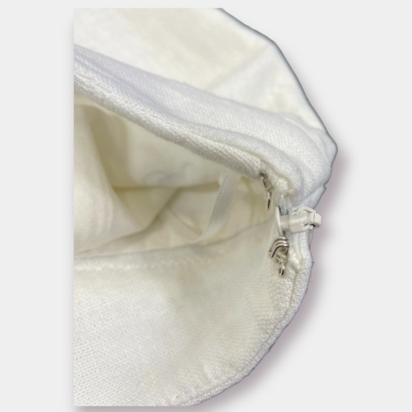 NWT LUCCA White Linen Blend Ruffle High Rise Shorts Size Small - Picture 4 of 4